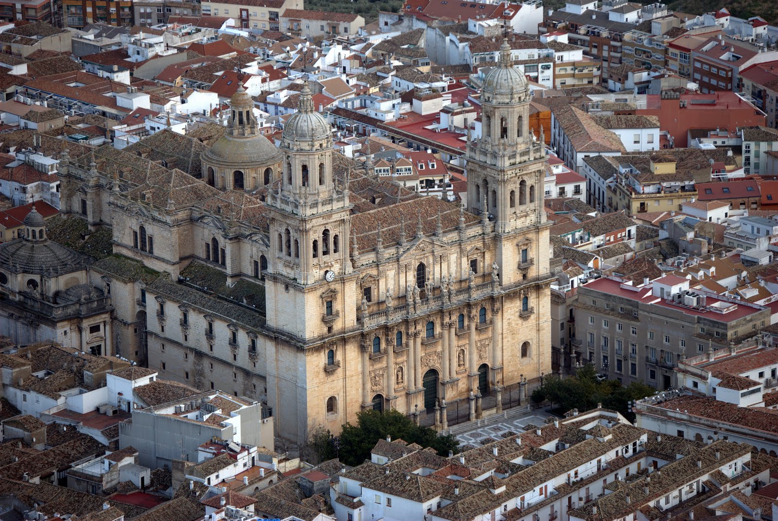 La ConsejerÃ­a de Cultura da luz verde a la obra de emergencia en la cubierta de la Catedral - Diario Guadalquivir