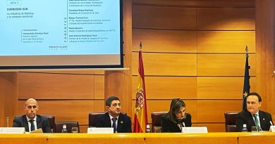 Reyes expone las oportunidades que ofrece el CETEDEX en el Foro Infodefensa 2024
