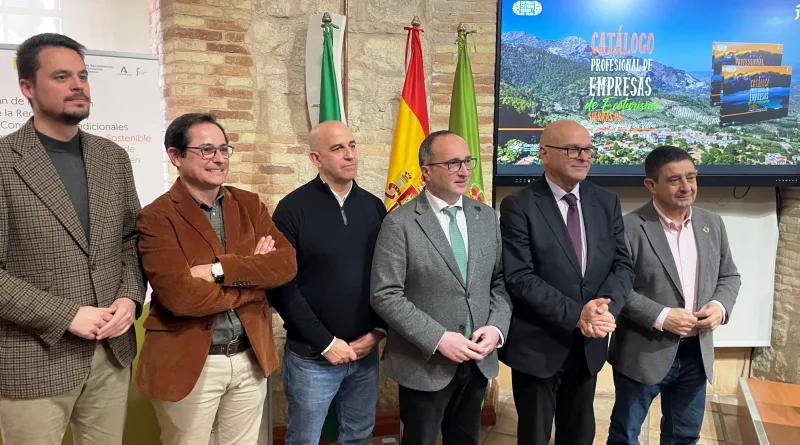 La Diputación presenta un catálogo que reúne la oferta ecoturista del Parque Natural de Cazorla, Segura y Las Villas La Diputación presenta un catálogo que reúne la oferta ecoturista del Parque Natural de Cazorla, Segura y Las Villas