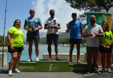 El IX Circuito Provincial de Travesías a Nado de la Diputación finaliza con la participación de 235 deportistas